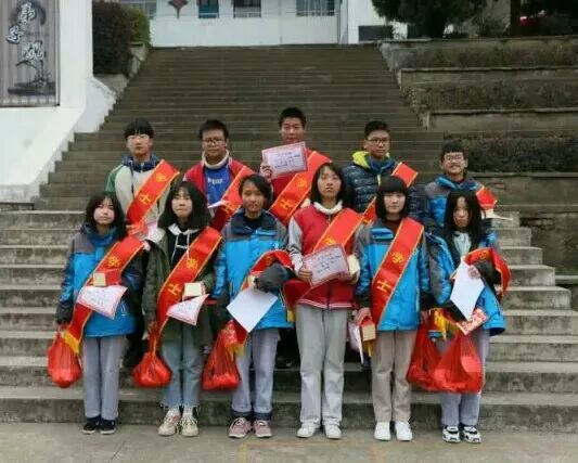 心系桑梓 捐资兴学-再次捐资助力高枧中学